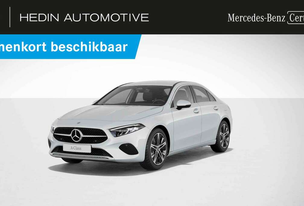 Mercedes-Benz A e Luxury Line Trekhaak  Smartphone Integratie