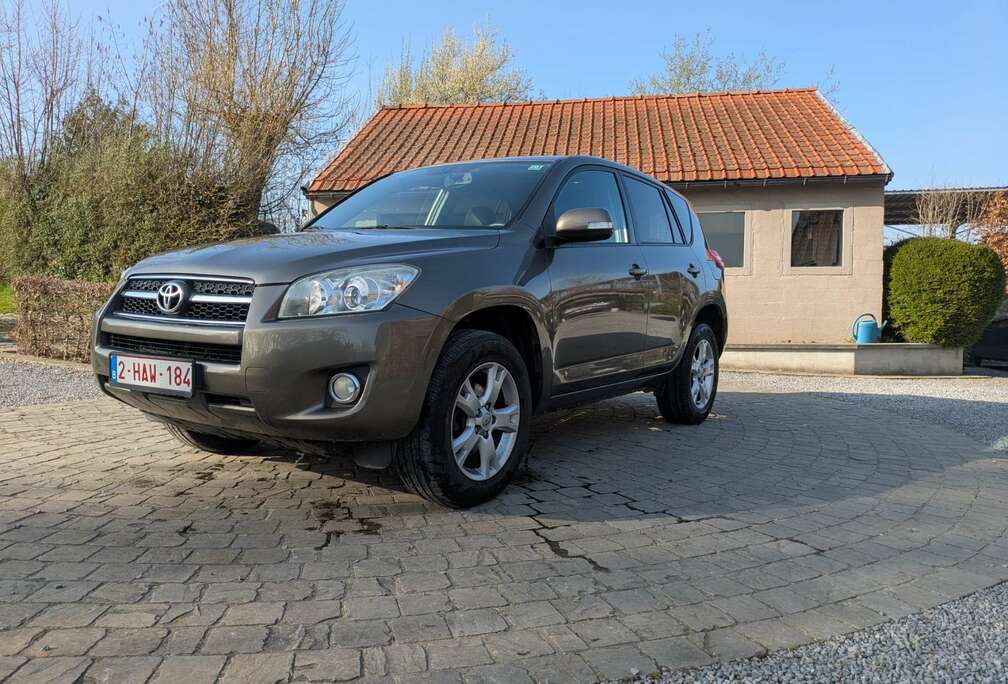 Toyota 2.2 Turbo D4D 4x2 VX DPF