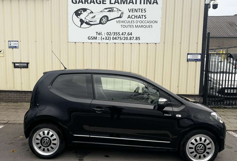 Volkswagen Up 1.0i Black up BMT 1 an garantie