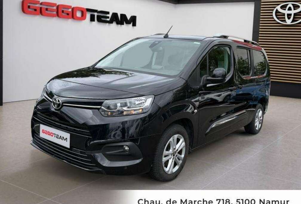 Toyota MPV