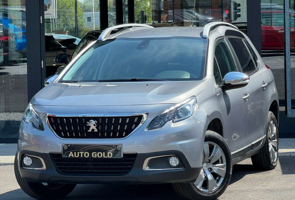 Peugeot 1.2i STYLE / EURO6B / NAVI / CLIMA / 1PROP CARNET