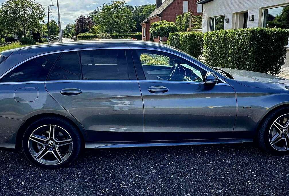 Mercedes-Benz Coupe C 300 d