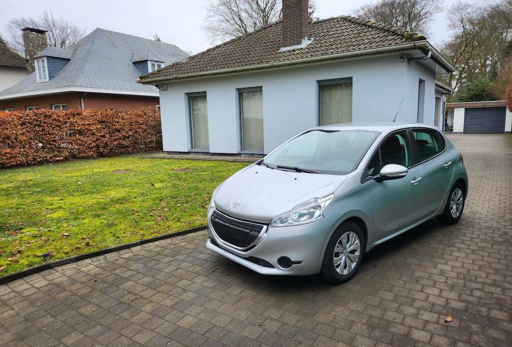Peugeot 208 1.0i Active**97.383 Km**Airco**5Deurs**