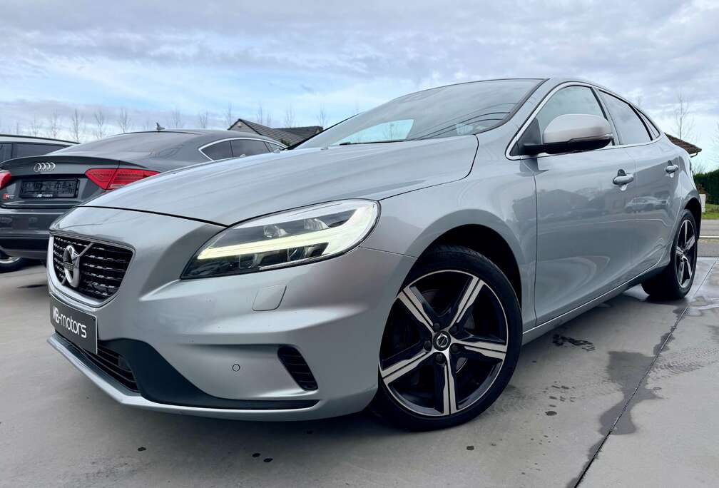 Volvo 2.0 D2 *R-Design*FULL LED*PANO*CUIR*NAVI*GARANTIE*