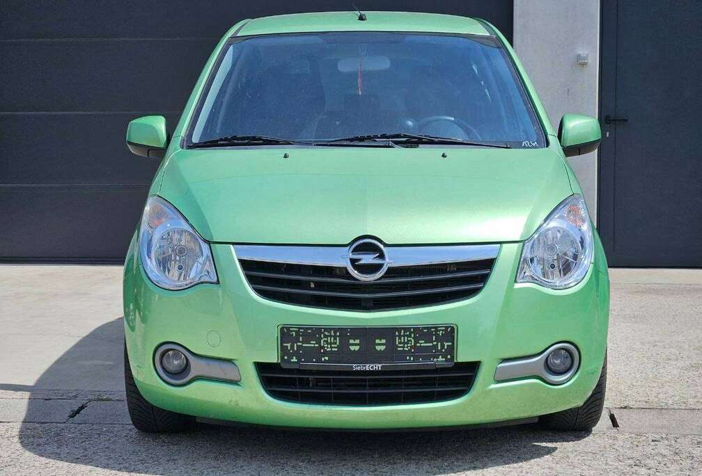 Opel Agila 1.2i Essentia