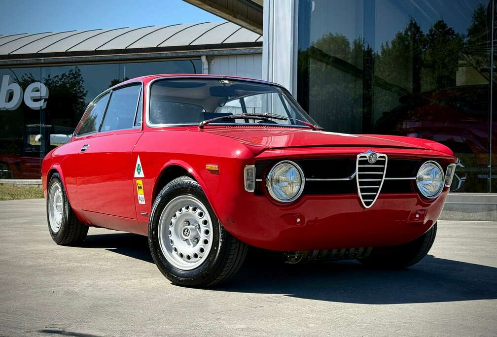 Alfa Romeo 1300 Junior