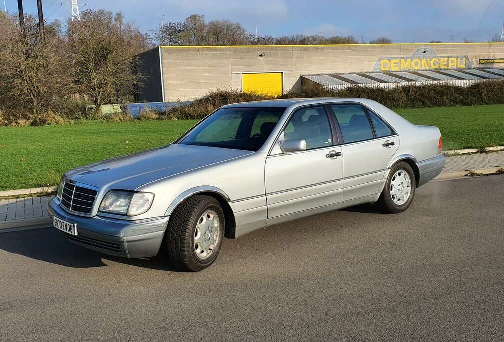 Mercedes-Benz oldtimer essence +lpi lpg restail model