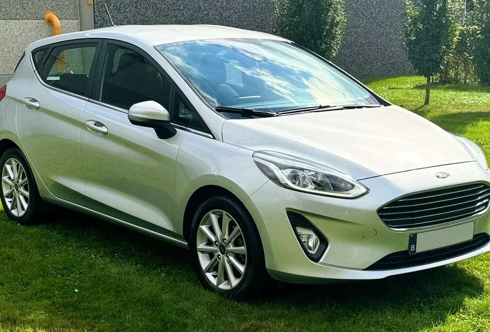 Ford 1.1i Titanium