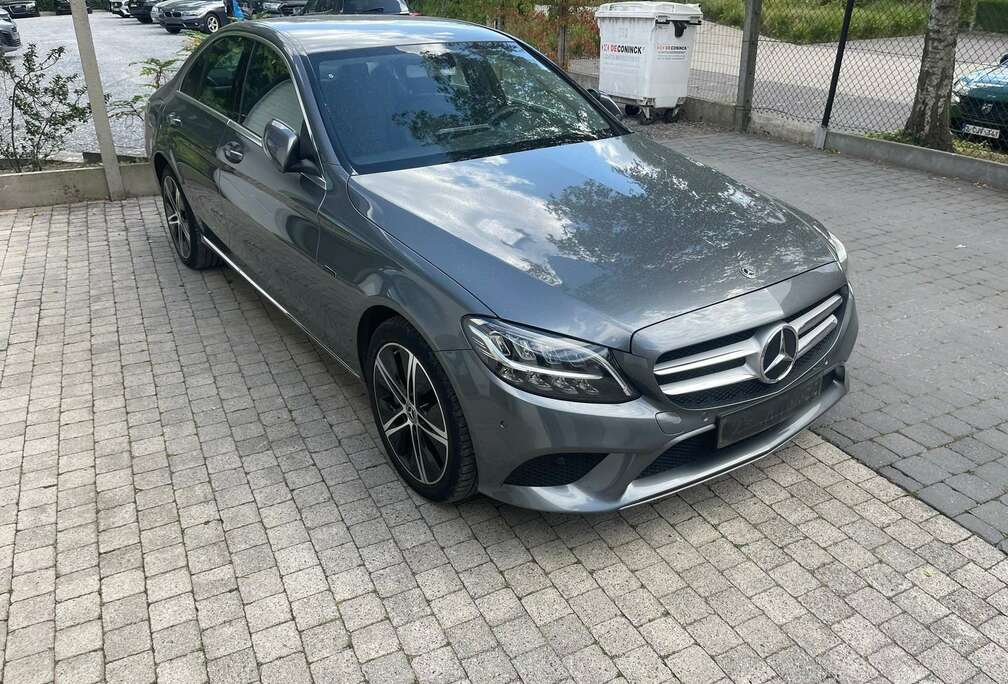 Mercedes-Benz C 300 de 9G-TRONIC