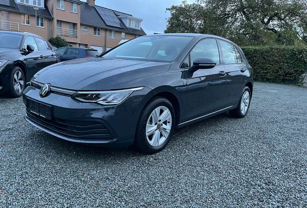 Volkswagen Golf 1.0 eTSI OPF DSG