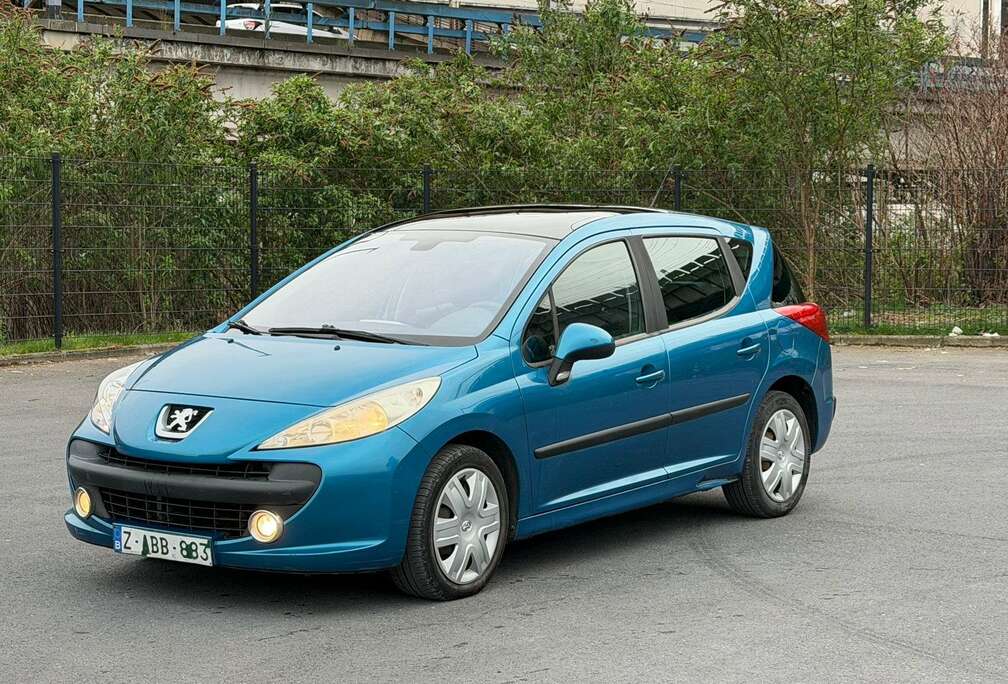 Peugeot 1.6 HDi 16V 90ch BLUE LION Style