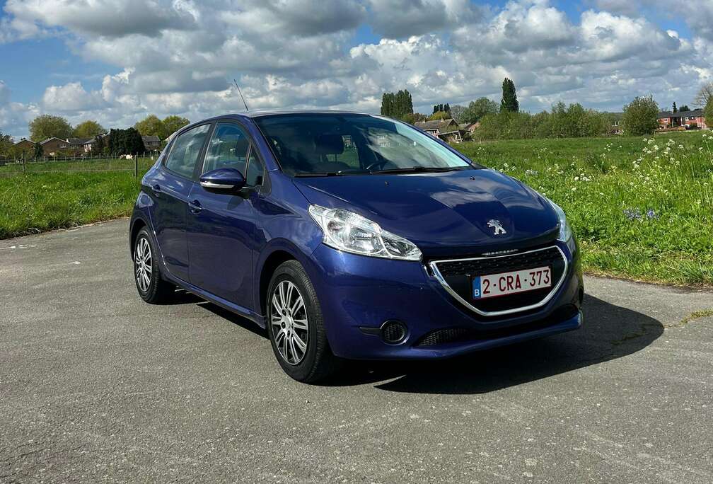 Peugeot 208 1.0i Access