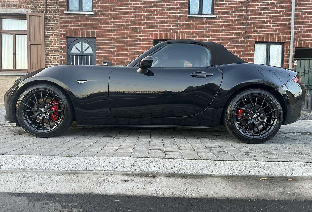 Mazda 2.0i Skyactiv-G Homura