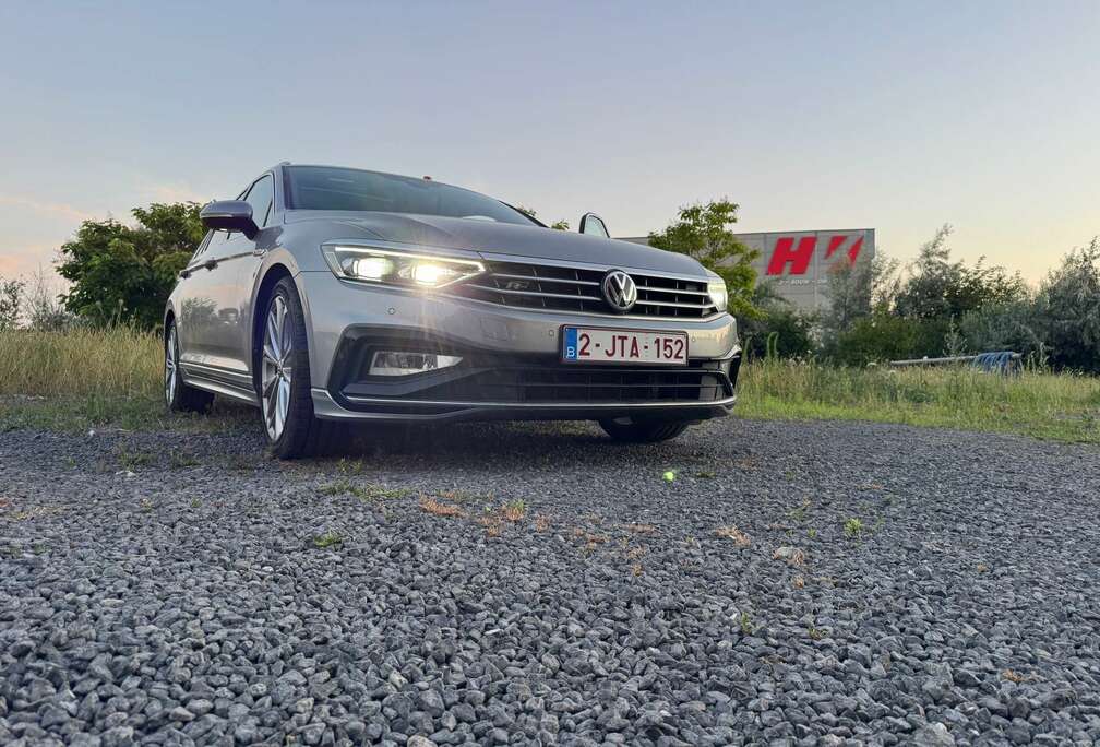 Volkswagen 2.0 TDI 140kw 190Pk R-Line fuul option Btw/Tva