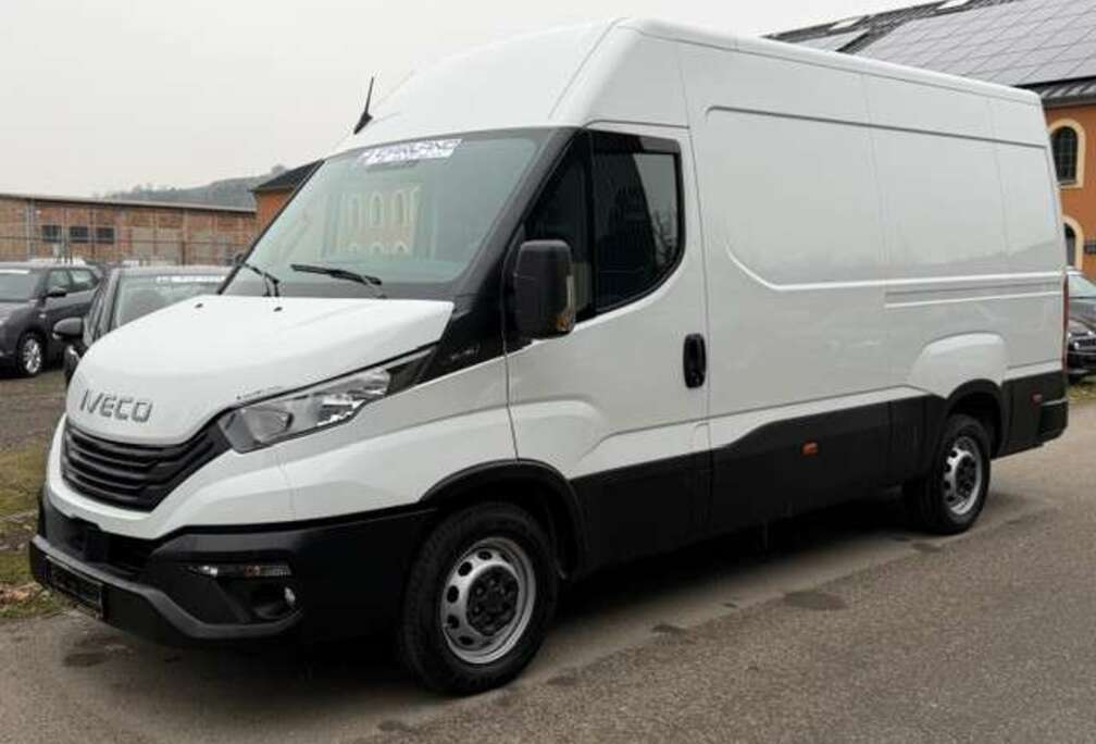 Iveco Daily 2.3 35S16 Fourgon Pack
