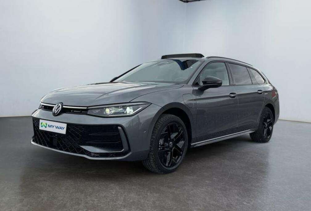 Volkswagen RLine-ToitOuvrant-AppConnect-+++