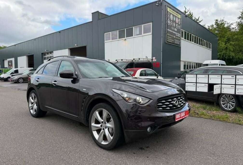 Infiniti Infiniti FX37 AWD 3.7i V6 AUTOMAAT – LICHTE VRACHT – 320 PK