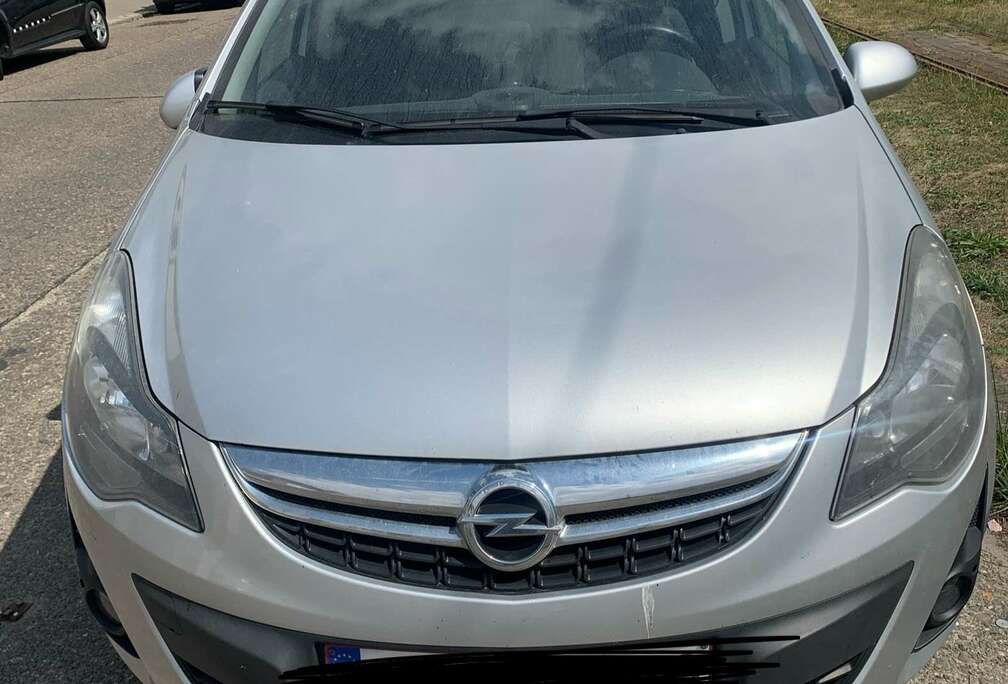 Opel Opel corsa D (2006)