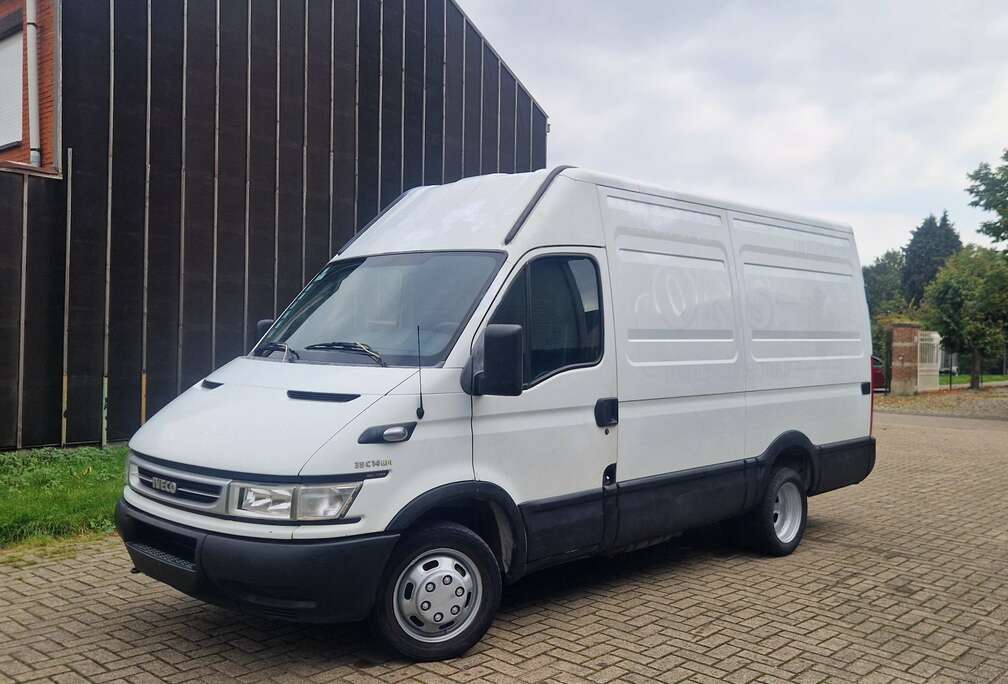 Iveco 35 S 14 V