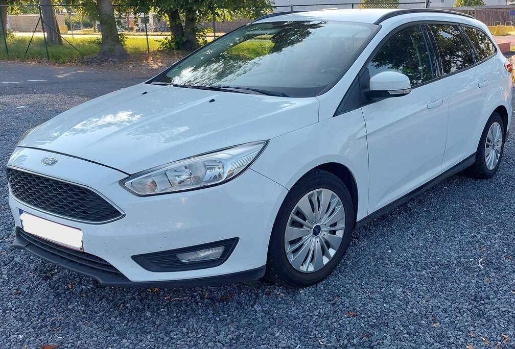 Ford Focus 1.6 TDCi Business Edition - nieuwe distributieriem en roetfilter