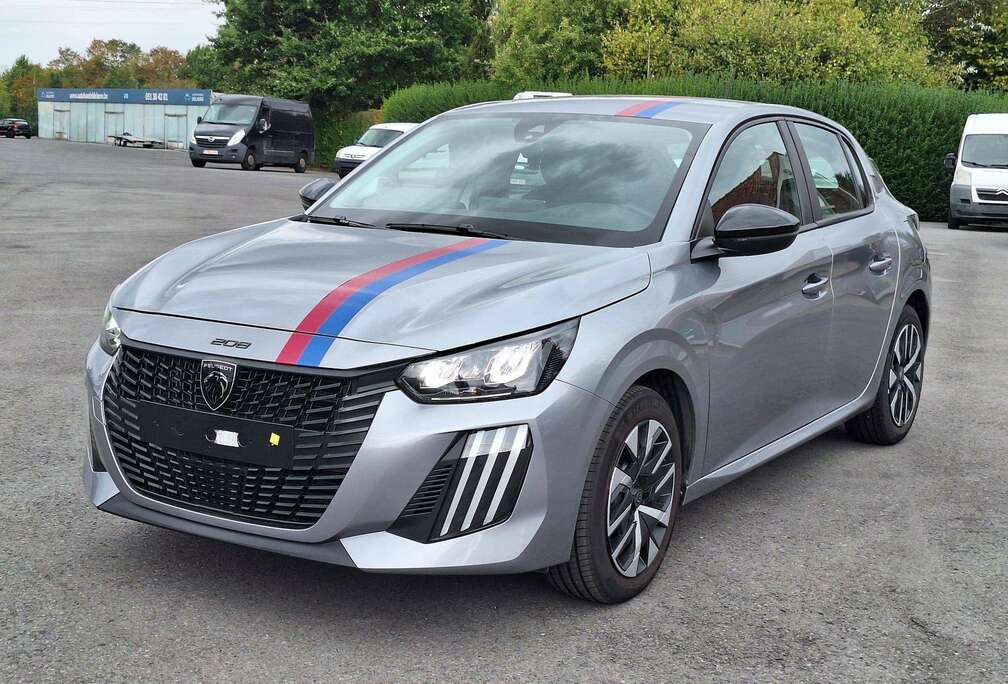 Peugeot 1.2i 100pk style 2025 (12000Netto+Btw/Tva)