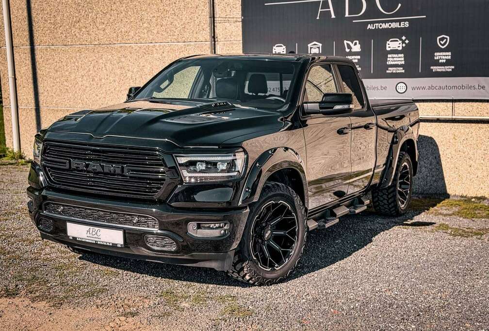 Dodge Laramie