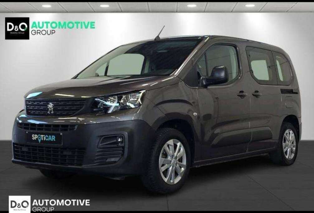 Peugeot premium 3-zit 130pk