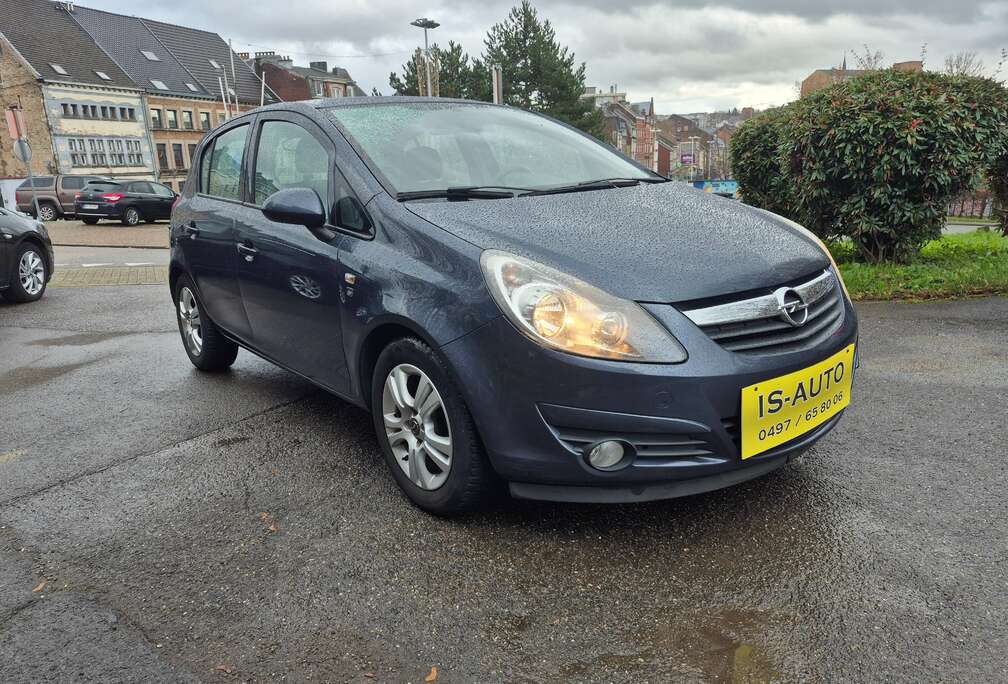 Opel Corsa 1.3 CDTi Cosmo DPF
