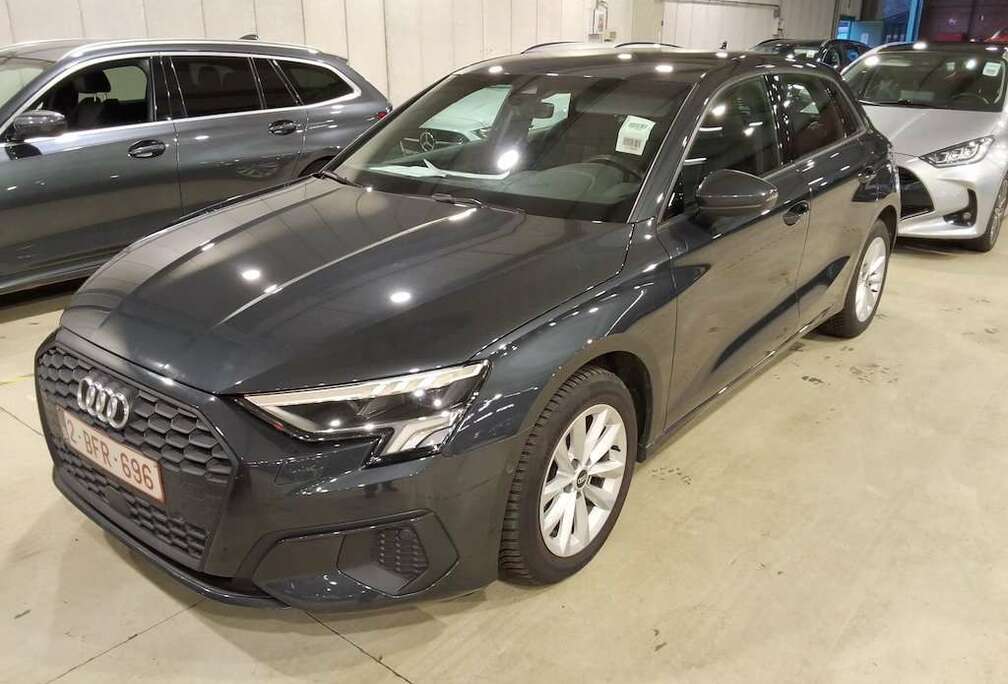 Audi A3 *S LINE MATRIX LED CUIR CAR PLAY