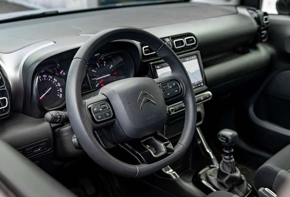 Citroen 110 PK MT | MAX | Camera | Navi | Airco | HUD |...
