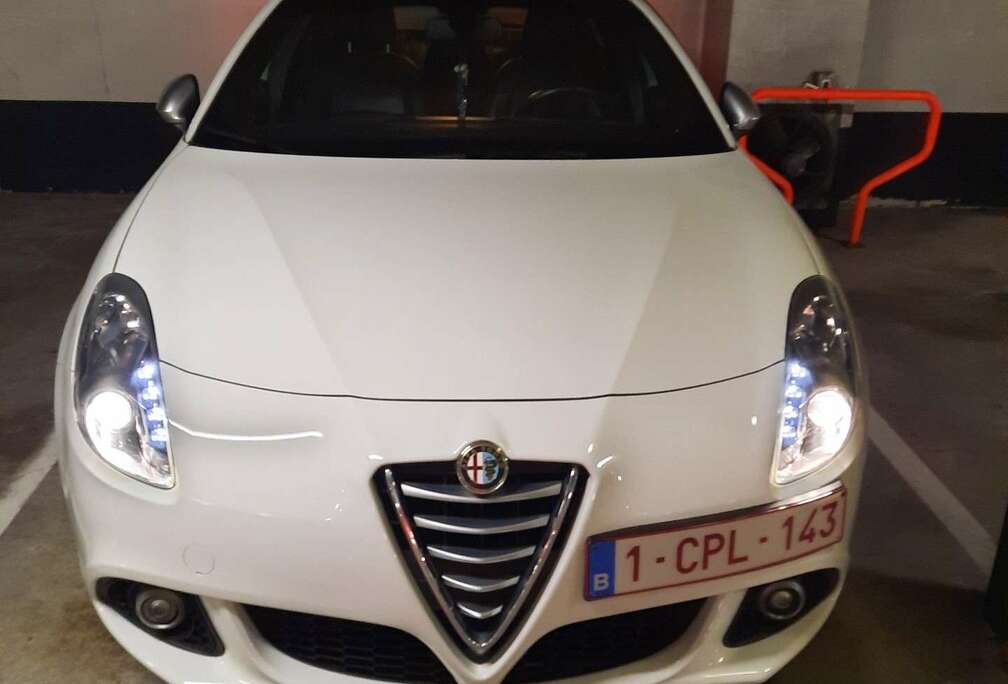 Alfa Romeo 1.4 TJet 105 ch S&S Edizione
