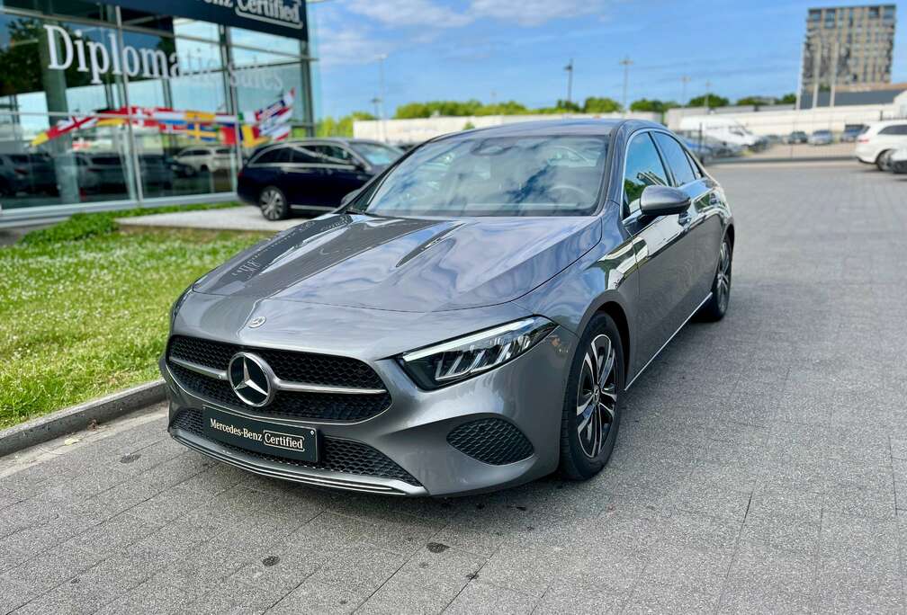 Mercedes-Benz A 180 Essential Line