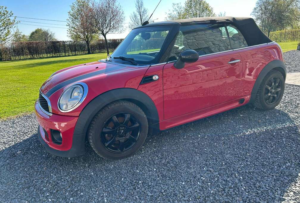 MINI Mini Cabriolet 1.6i Cooper