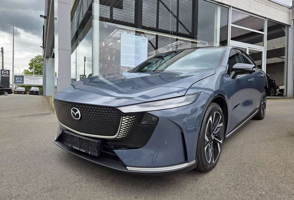Mazda Takumi - Sporty Black Interieur 68,8kWh