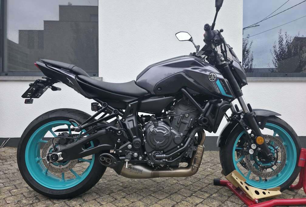 MT-07