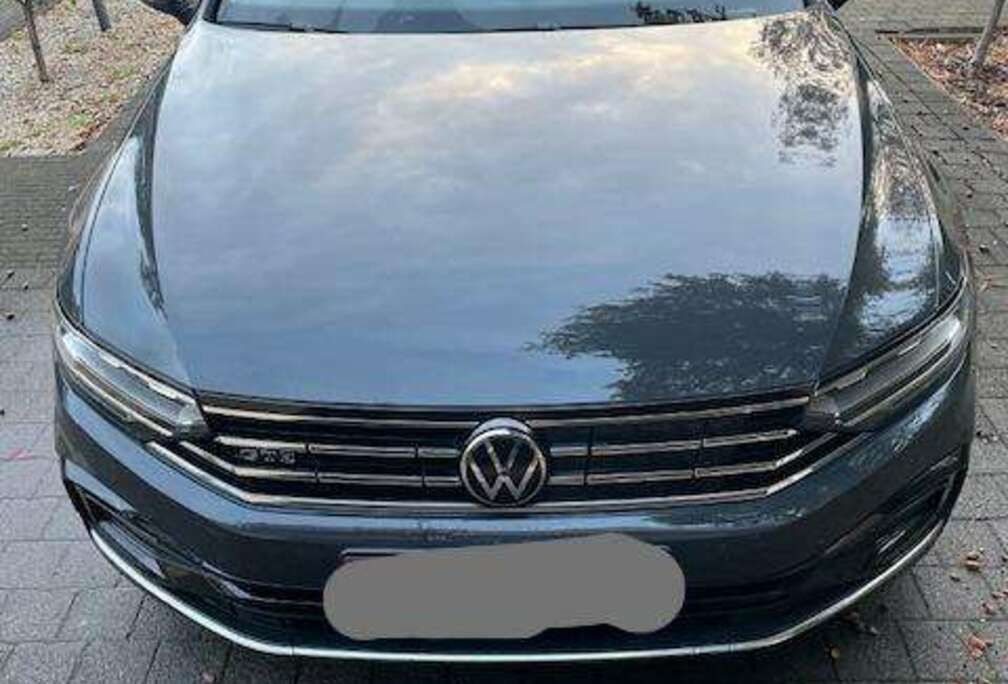 Volkswagen Passat Variant 1.4 TSI Plug-In-Hybrid DSG GTE / Navi / ECC / PDC / CAM / LED