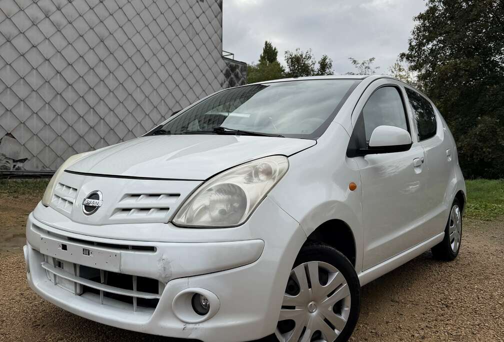 Nissan 1.0i Acenta