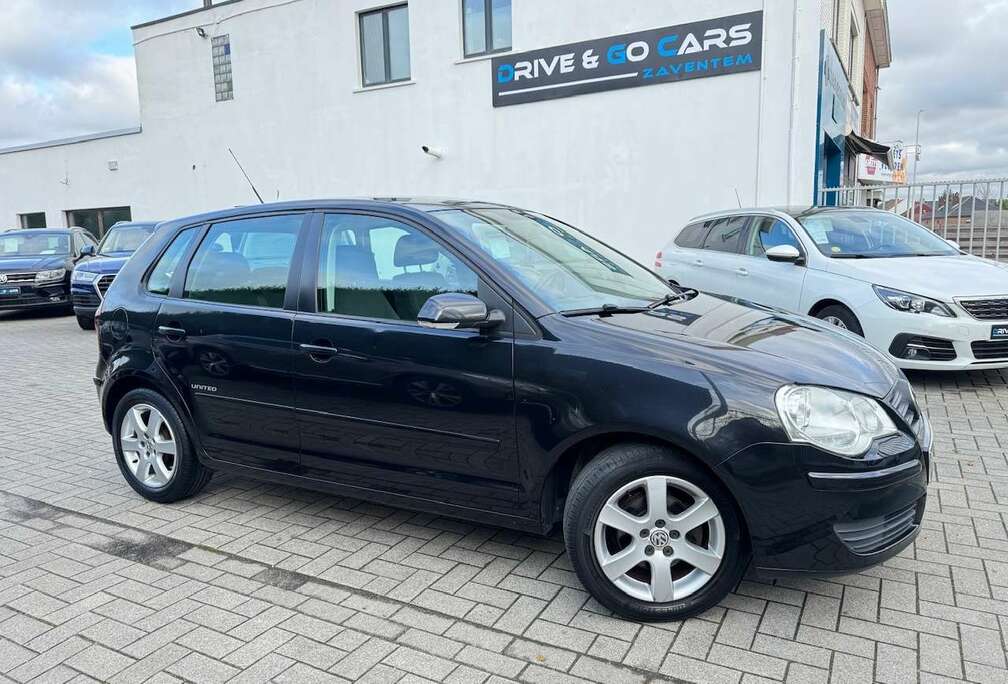 Volkswagen 1.2i Benzine United  ** 1 JAAR GARANTIE **