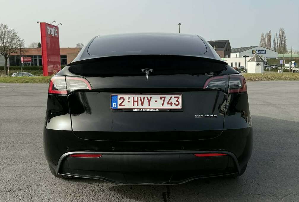 Tesla 72.5 kWh Dual Motor Performance (377 kW)