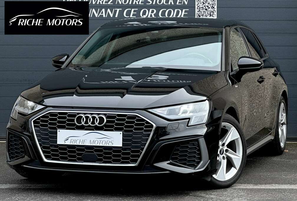 Audi Sportback 30 TFSI / S Tronic / S Line / Cockpit