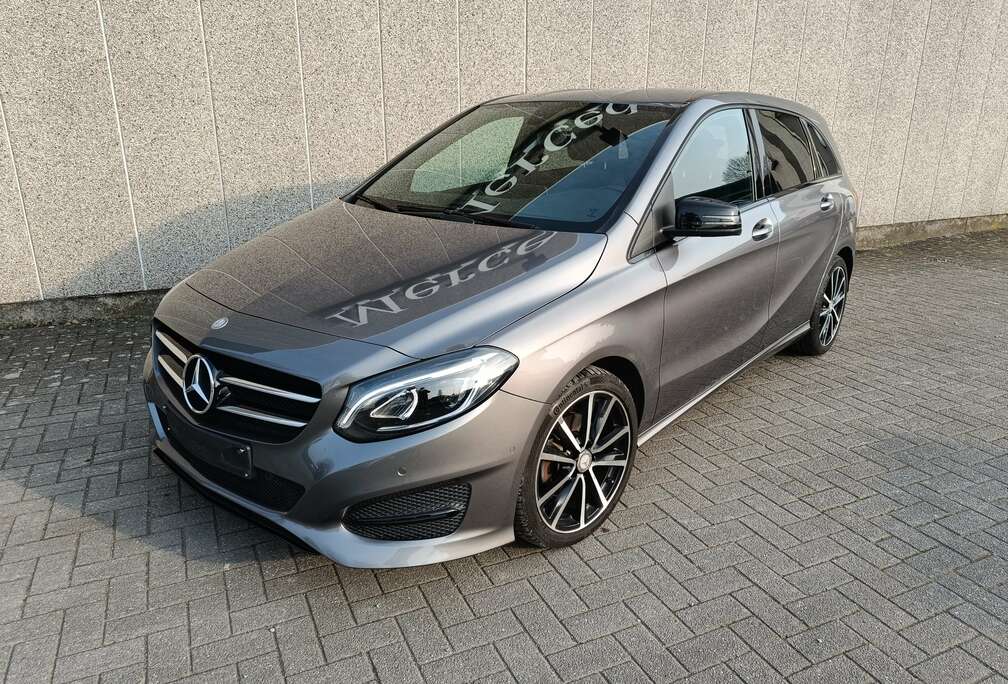 Mercedes-Benz B 180