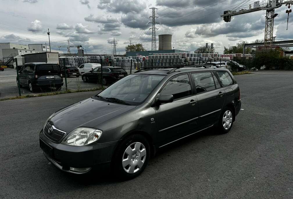 Toyota 1.6i VVT-i AIRCO DIGITAL Sol