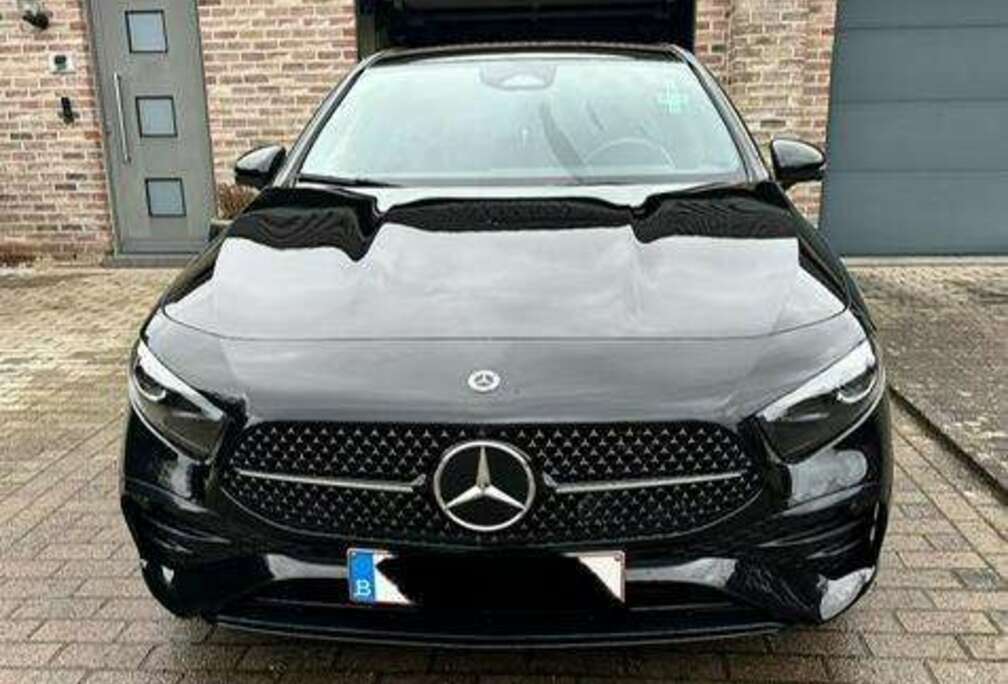 Mercedes-Benz A 250 e PHEV AMG Line (160 kW)