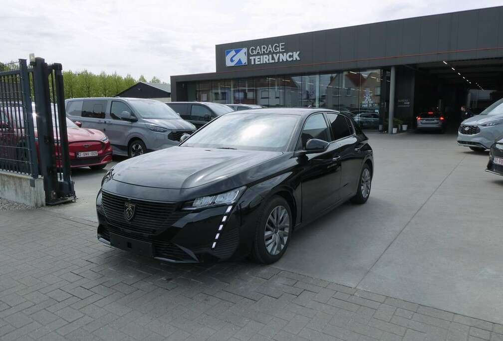 Peugeot 1.2 i benzine 110pk Business Camera 5d \'22 53000km (17853)