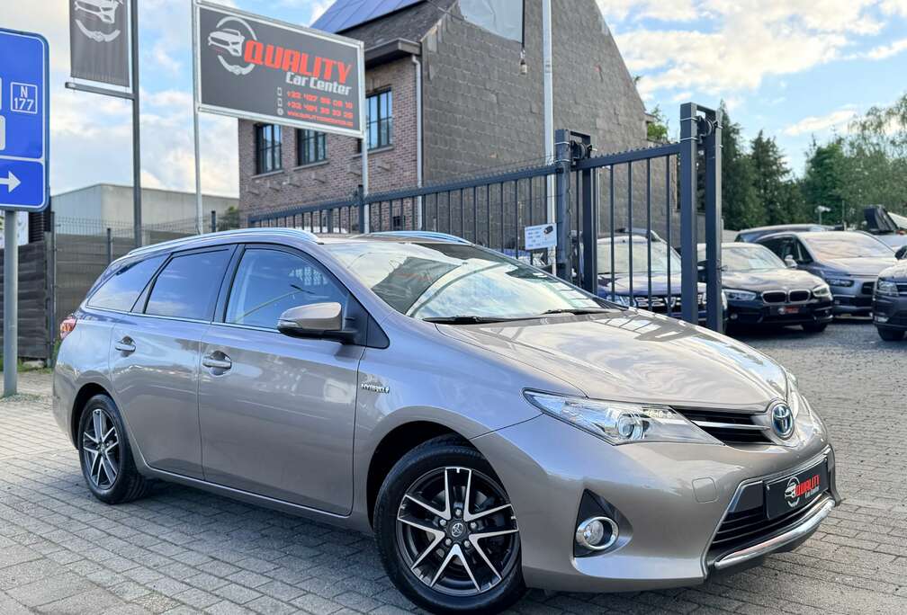 Toyota 1.8i HSD Comfort 152000 km AUTOMAAT hybride