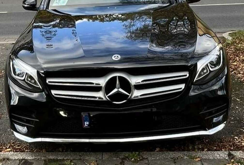 Mercedes-Benz GLC220 d 4-Matic Business AMG