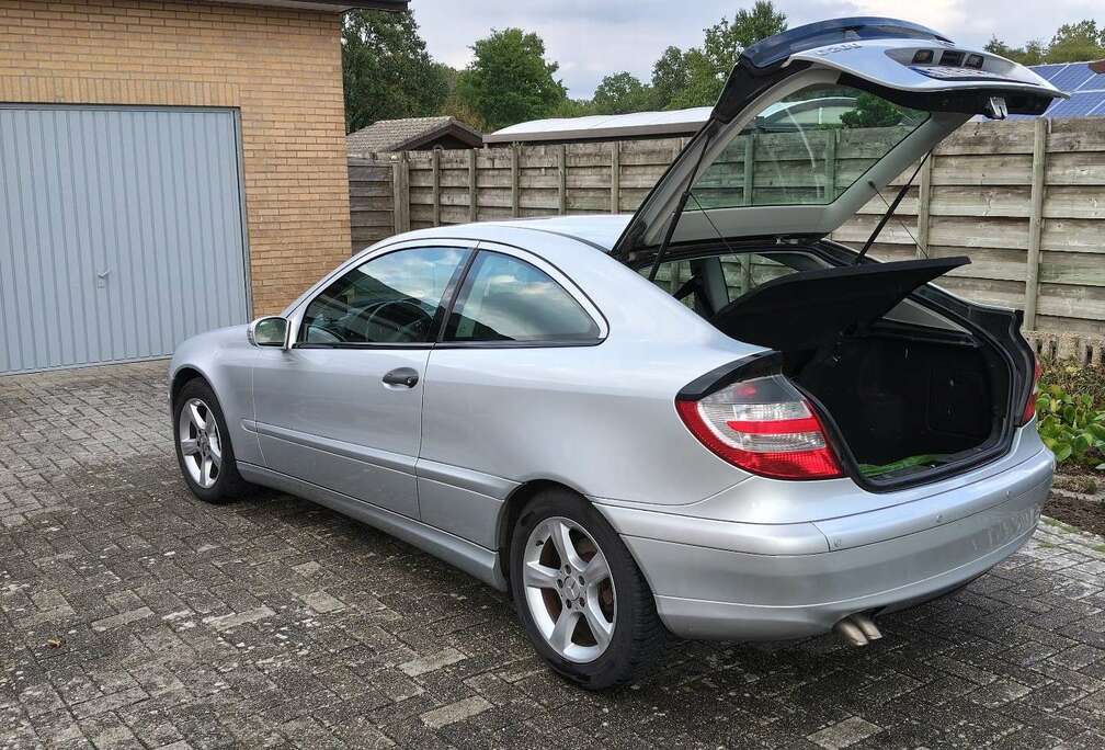 Mercedes-Benz CDI Coupe Sport (EURO 4)