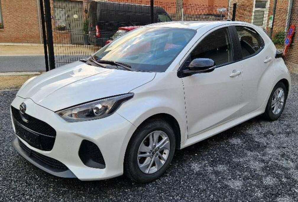 Mazda 2 Hybrid 1.5i VVT-i E-CVT Centre-Line