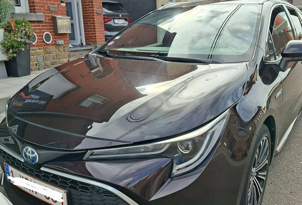 Toyota Corolla SW Hybrid 1.8 Premium e-CVT