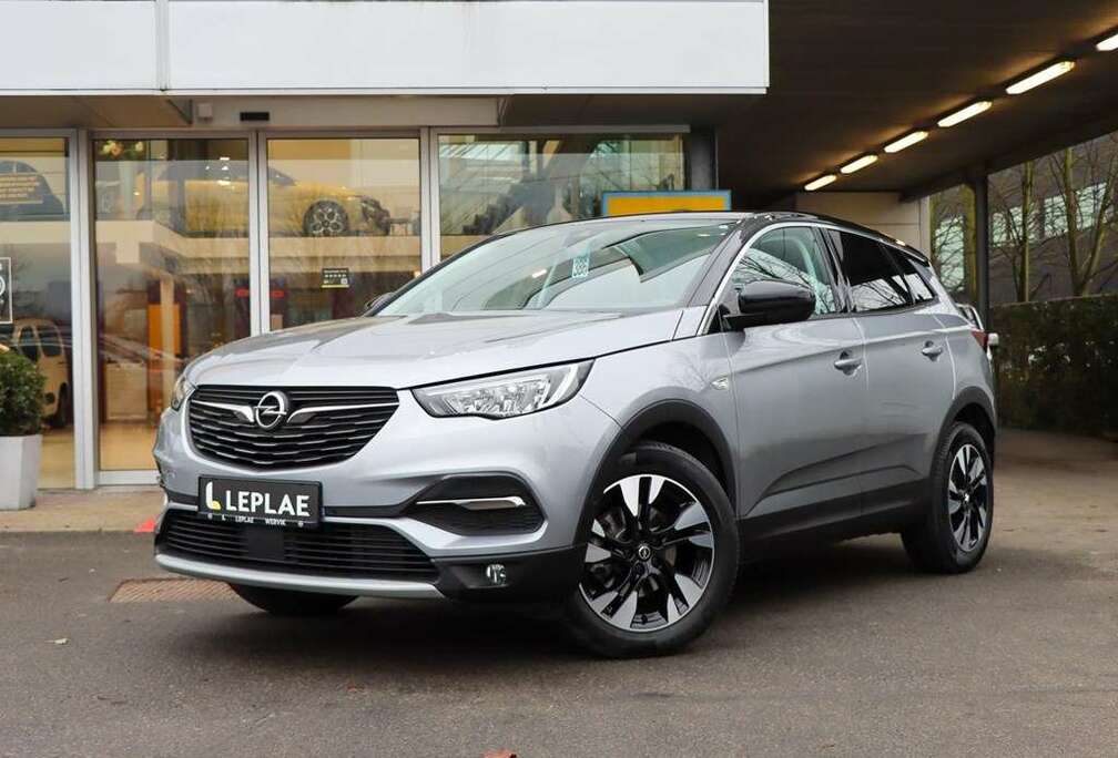 Opel INNOVATION 1.2T  AT8 130PK LEDNAVICAMERAGARANT